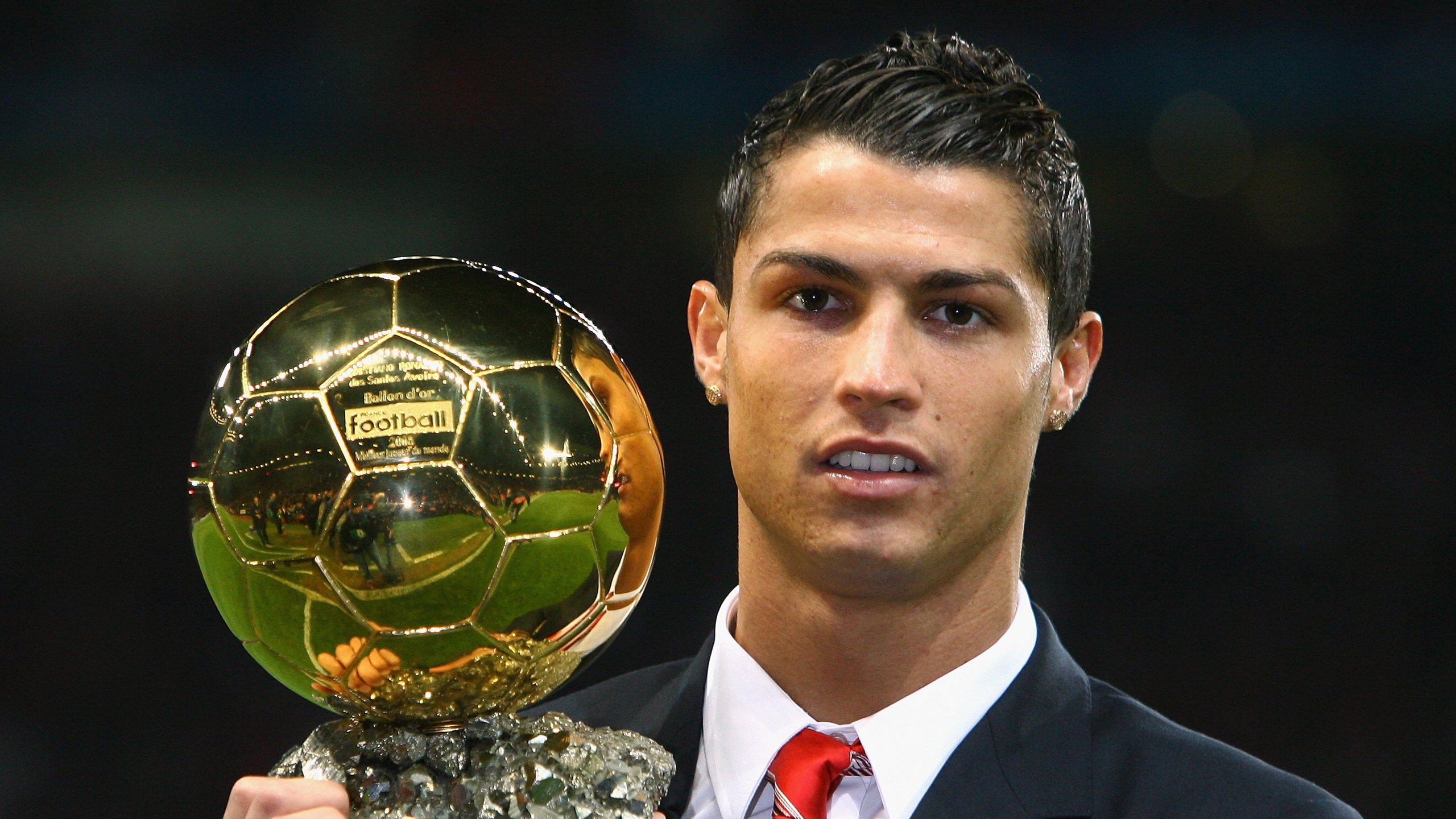 摩纳哥争冠形势愈发激烈，摩纳哥资料